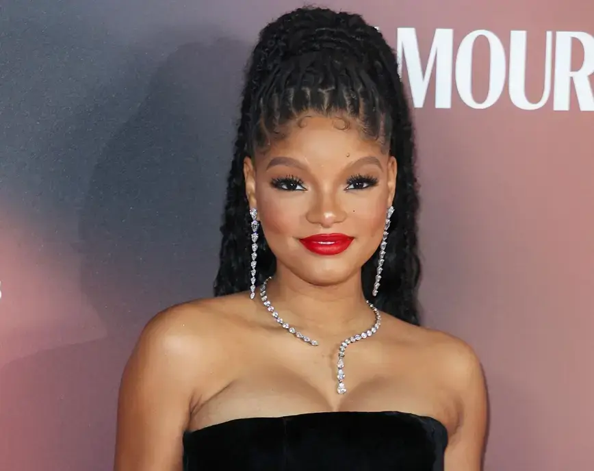 Halle Bailey anuncia dio a luz primer hijo