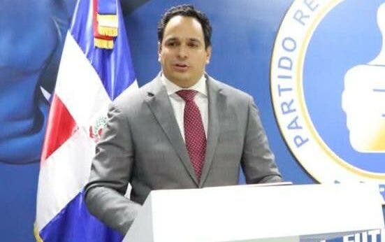 Abinader designa a Manuel Conde como su representante ante JCE