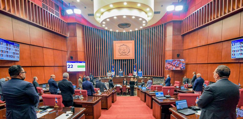 Senadores aprueban en primera lectura Código Penal