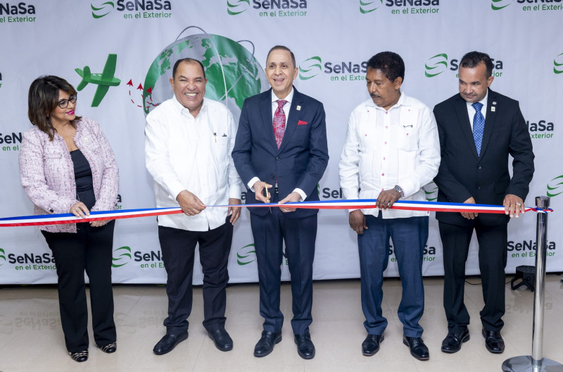 SeNaSa abre oficina en Puerto Rico para afiliar a miles de dominicanos