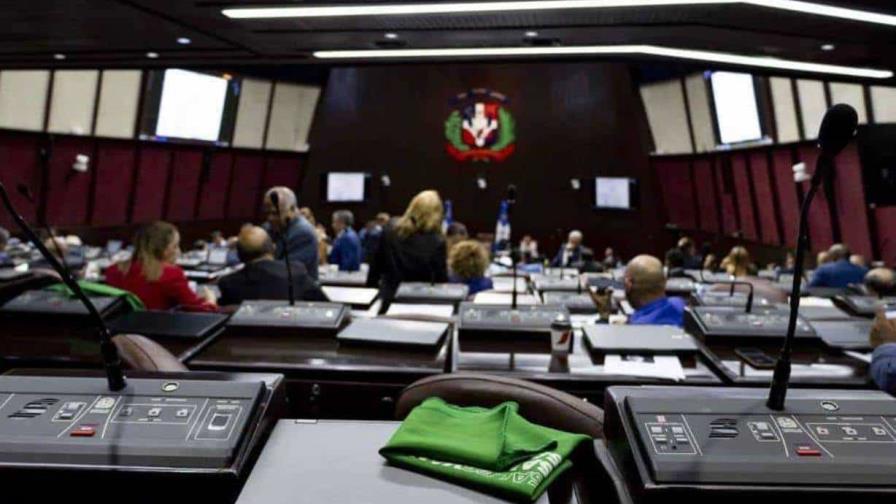 Diputados aprueban proyecto establece obligatoriedad de los debates electorales en el 2028