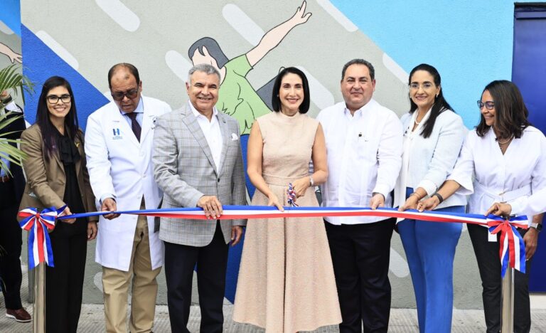 Primera dama y SNS inauguran Unidad Integral para Adolescentes en el Marcelino Vélez