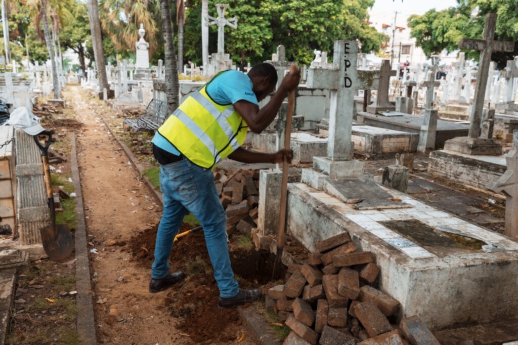 Alcaldía del DN ejecuta remodelación del cementerio municipal de la avenida Independencia