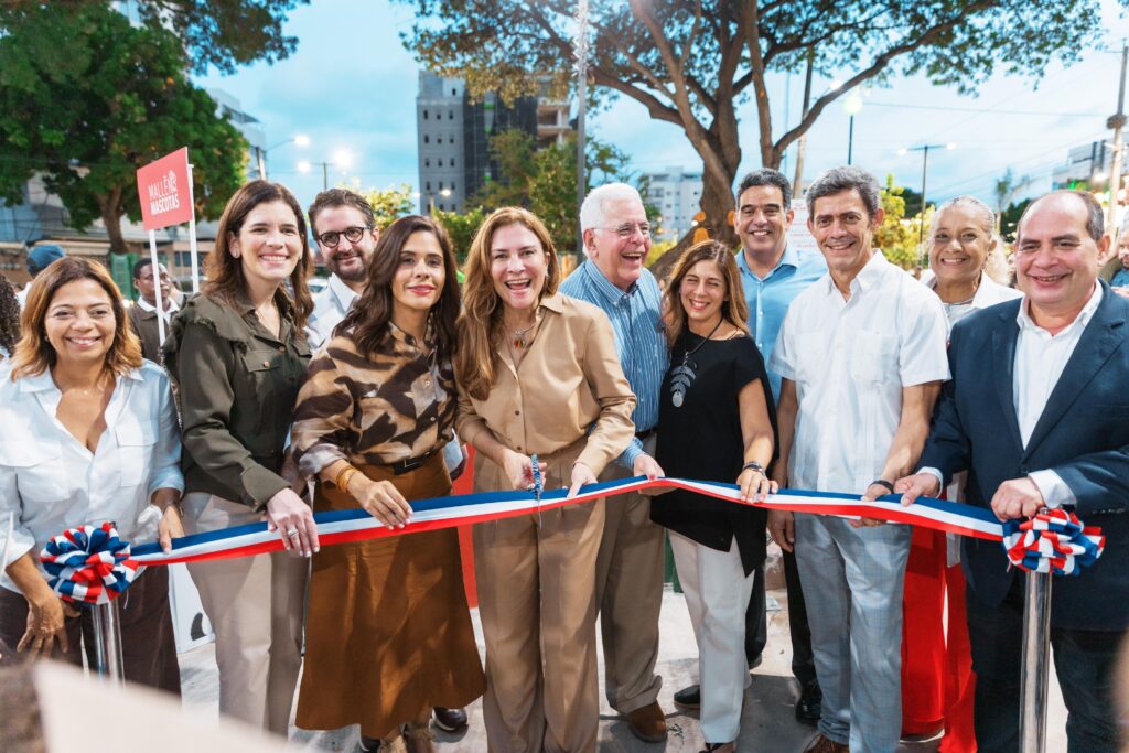 Alcaldía del DN, Grupo Mallén y Supermercados Nacional rescatan el Parque Luisa Ozema Pellerano