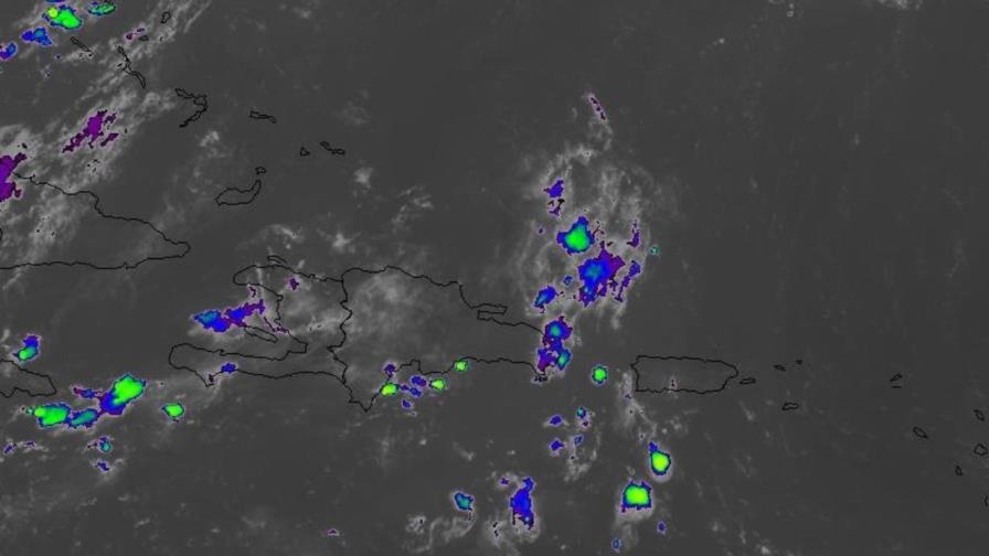 Combinación de onda tropical y vaguada generan aguaceros dispersos este domingo