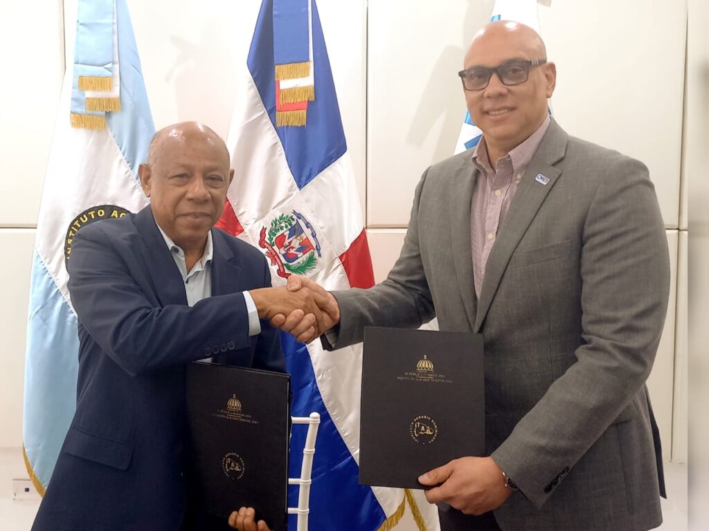 IAD recibe reconocimiento del CNCS; firma acuerdo con el organismo especializado en Ciberseguridad