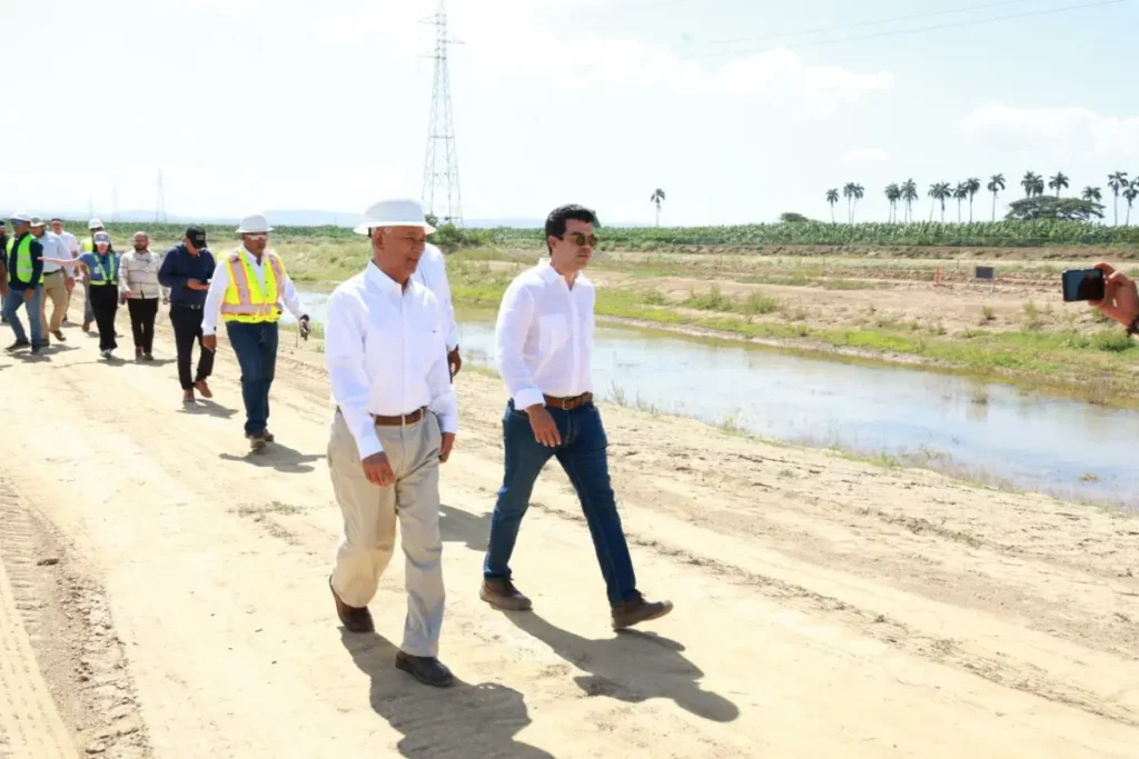 Wellington Arnaud supervisa obras en Dajabón, Valverde y Hermanas Mirabal