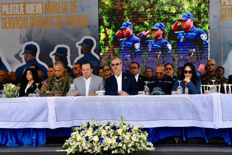 Gobierno pone en marcha nuevo modelo de patrullaje y servicio policial en  Santo Domingo