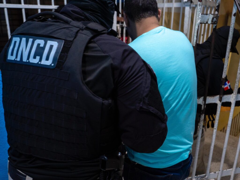 RD entrega dominicano acusado de tráfico de metanfetaminas en estados unidos