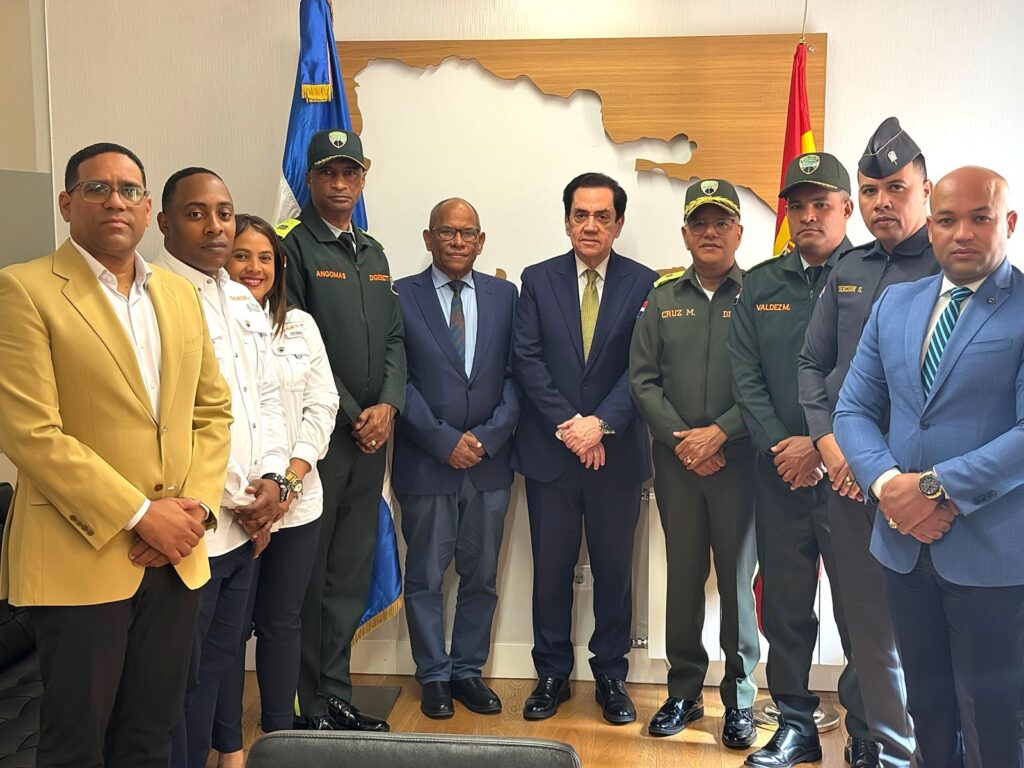DIGESETT realiza visita oficial a la Embajada Dominicana en España con ocasión a referenciación internacional en seguridad vial