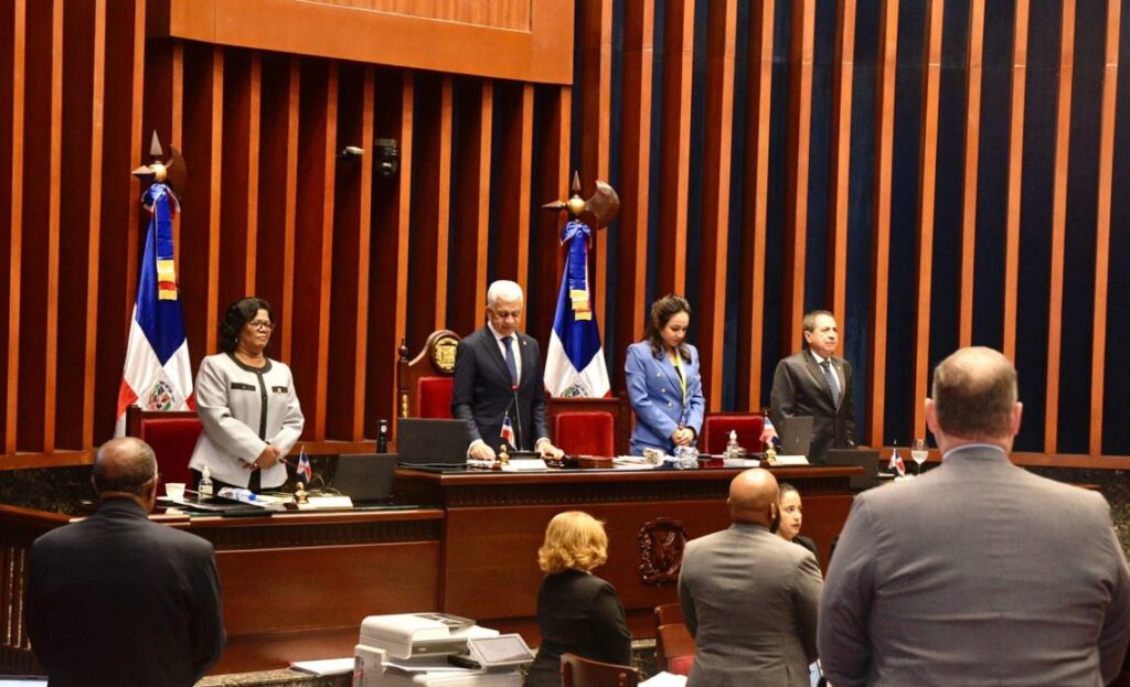 Senado aprueba en segunda lectura el Código Laboral