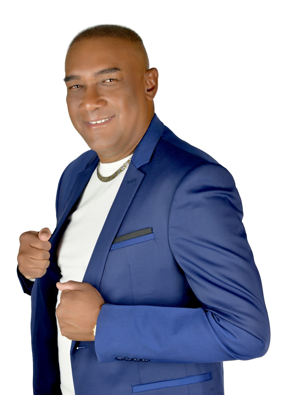 Roberto Niño está de regreso a su país y estrena la bachata «Me duele»