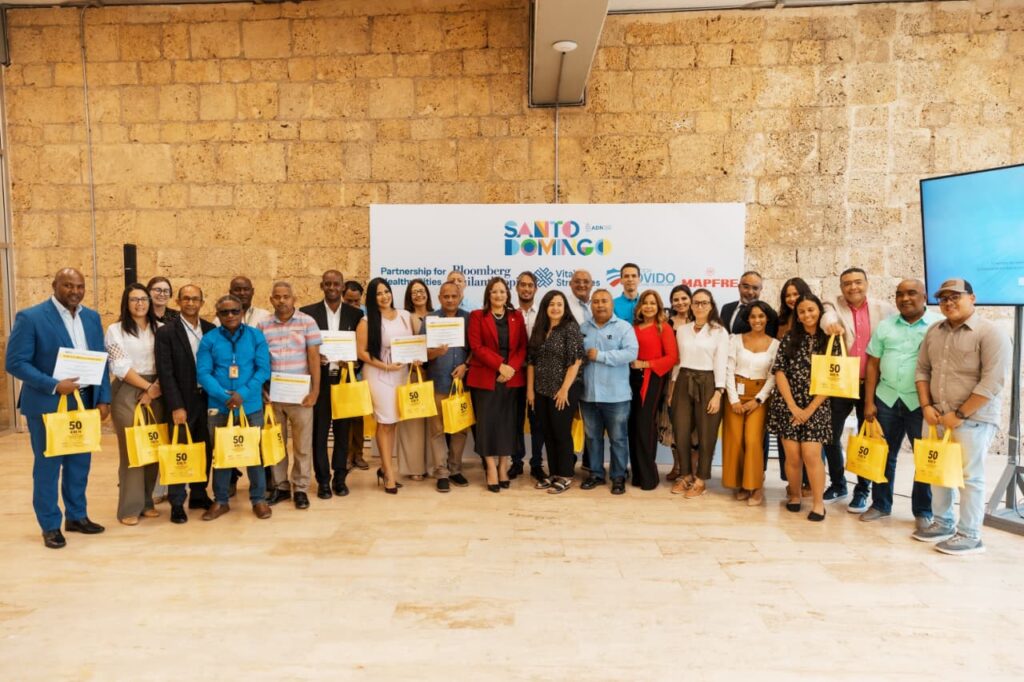 Alcaldía del DN y Alianza de Ciudades Saludables capacitan periodistas sobre periodismo de soluciones