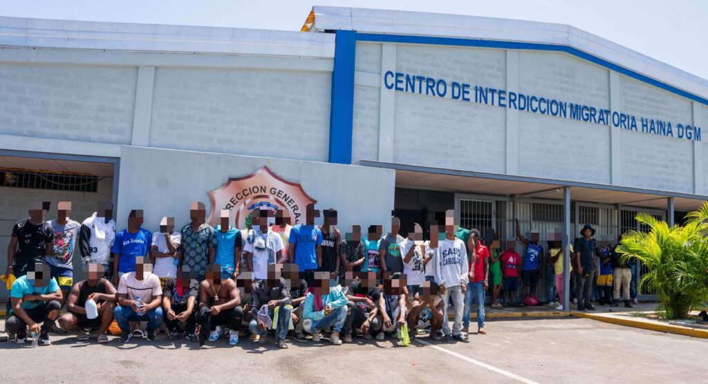 Más de 1,300 detenidos y 958 deportados en operaciones a nivel nacional por  Migración