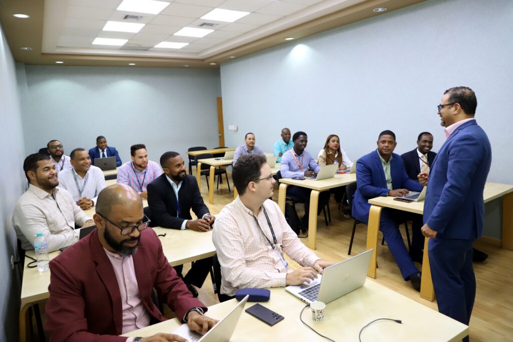 INAIPI recibe consultoría especializada para implementar modelo de gestión de proyectos tecnológicos avanzado