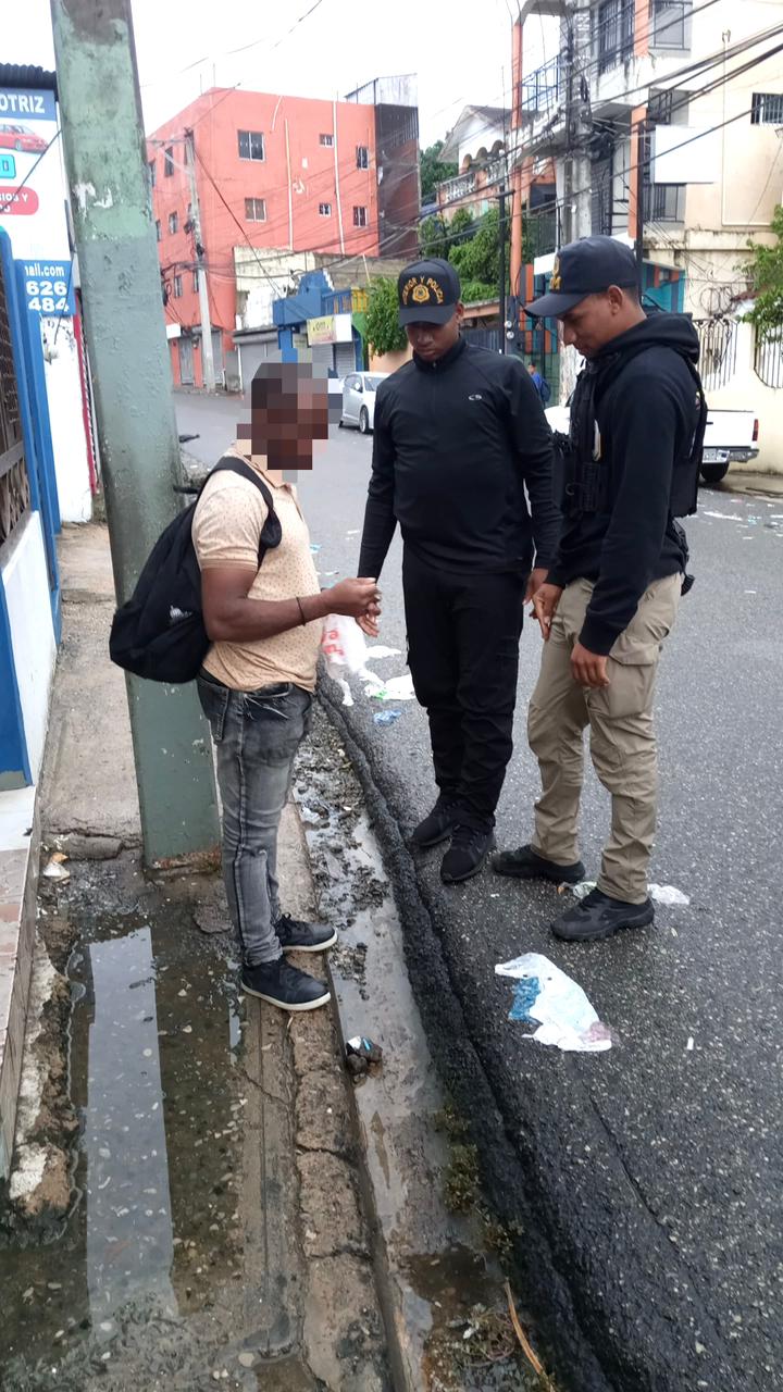 DGM y Fuerzas de seguridad detienen 828 y deportan 808 indocumentados