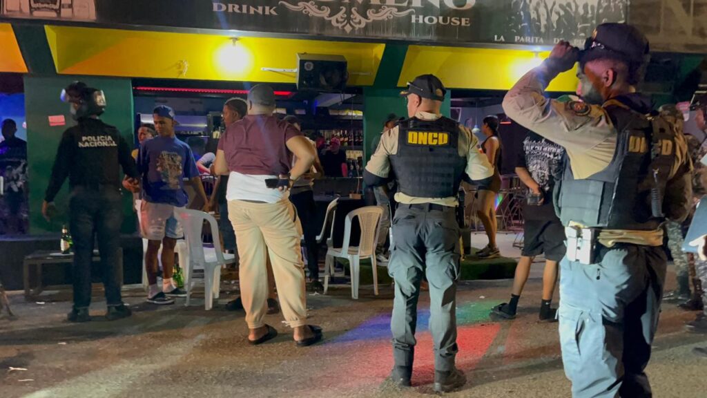 Ocupan más de 847, 000 gramos de drogas y arrestan a unas 3, 166 personas  en octubre