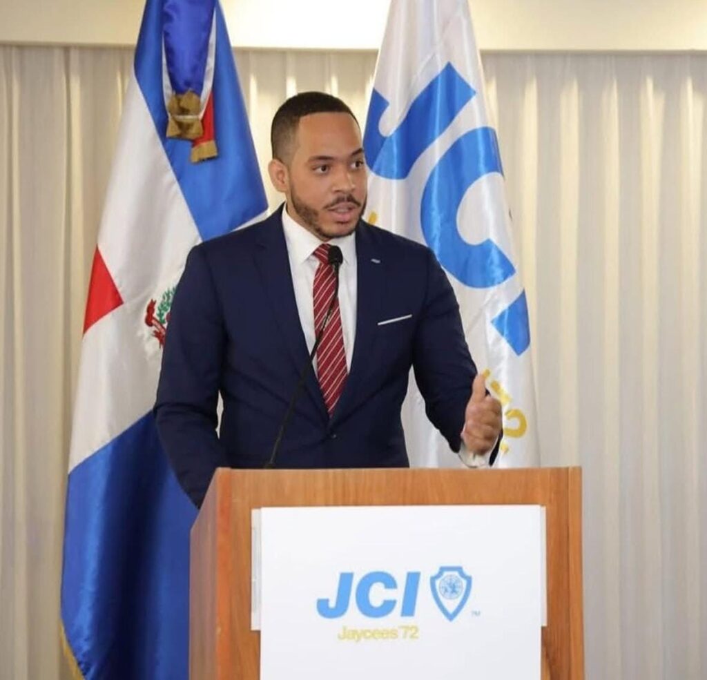 Propuesta de indultos a médicos planteado en «Déjala Ir» es inconstitucional