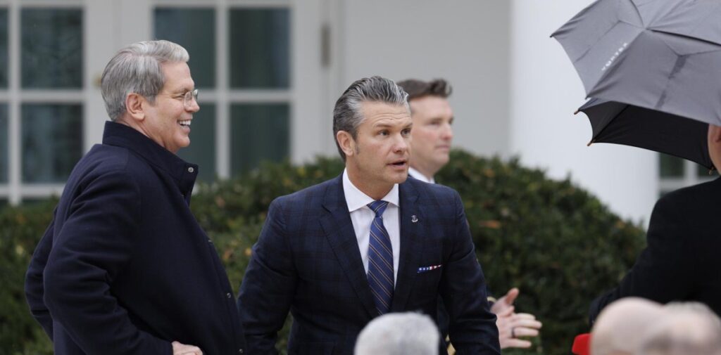 ¿Quién es el poderoso secretario de Guerra de EE.UU. que llega hoy a República Dominicana?