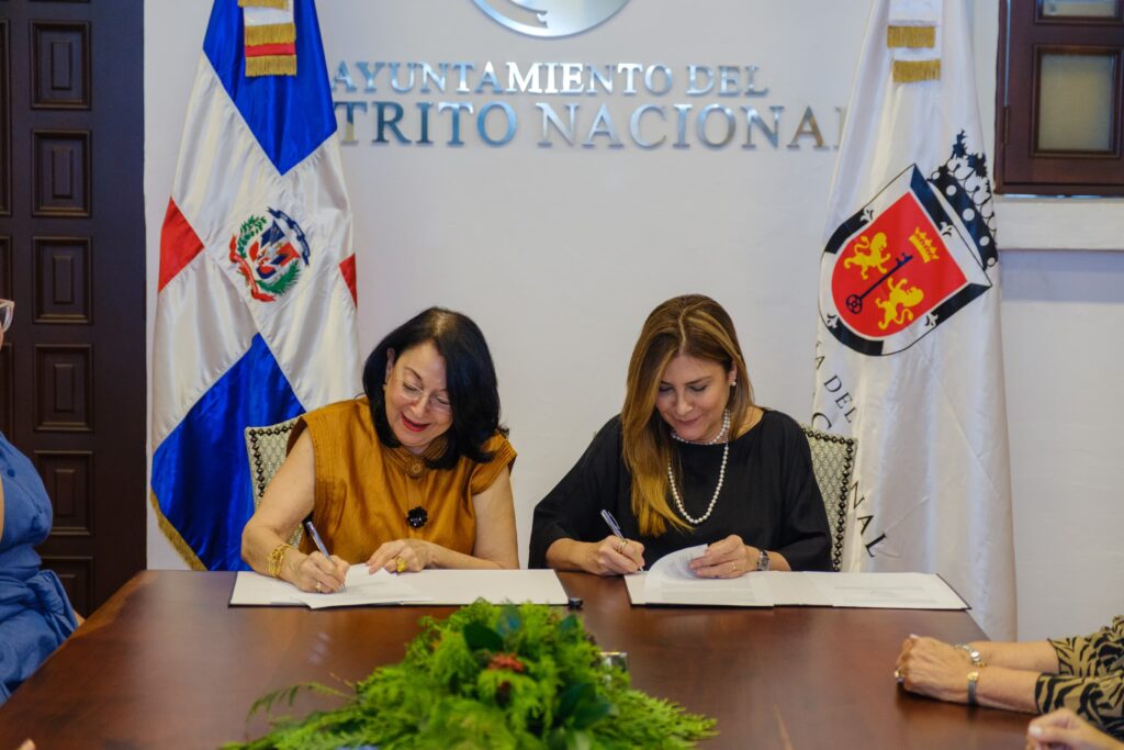 ADN y MUDE firman acuerdo para prevenir violencia de género y promover manejo de residuos