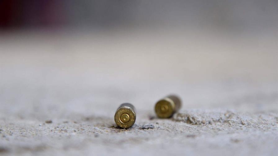 Familiares exigen justicia por joven que habría sido herido por policías en La Romana