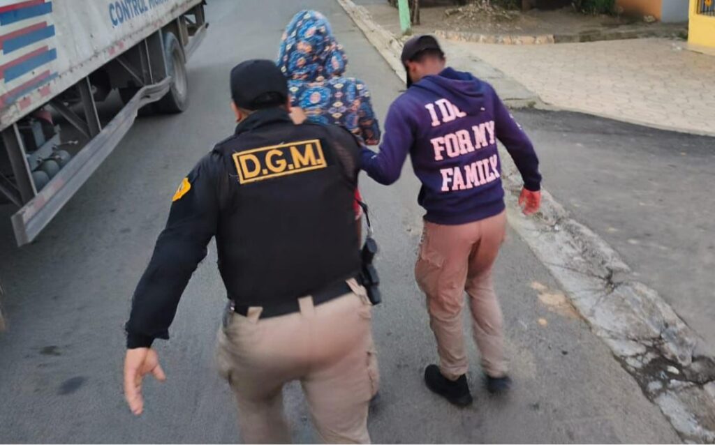 Migración detiene 1,979 y deporta 2,611 extranjeros ilegales en operativos del fin de semana