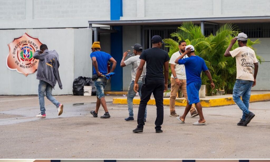 Migración detiene a 981 extranjeros irregulares y deporta a 1,363