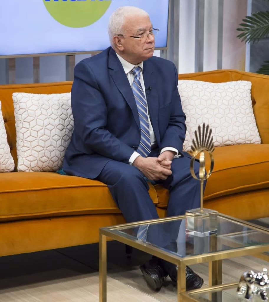 Tomás Hernández Alberto defiende la gestión de Luis Abinader y desmonta el discurso de Leonel Fernández sobre la canasta familiar