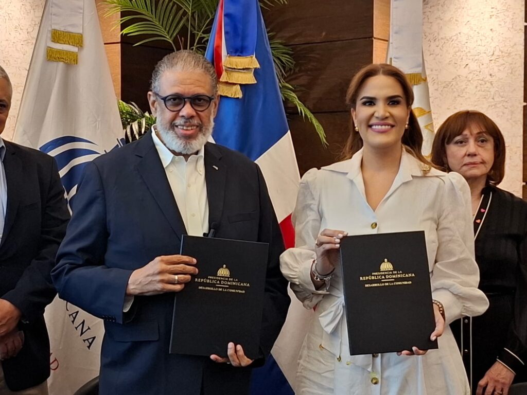 Desarrollo de la Comunidad y ADME se unen para apoyar mujeres de zonas vulnerables