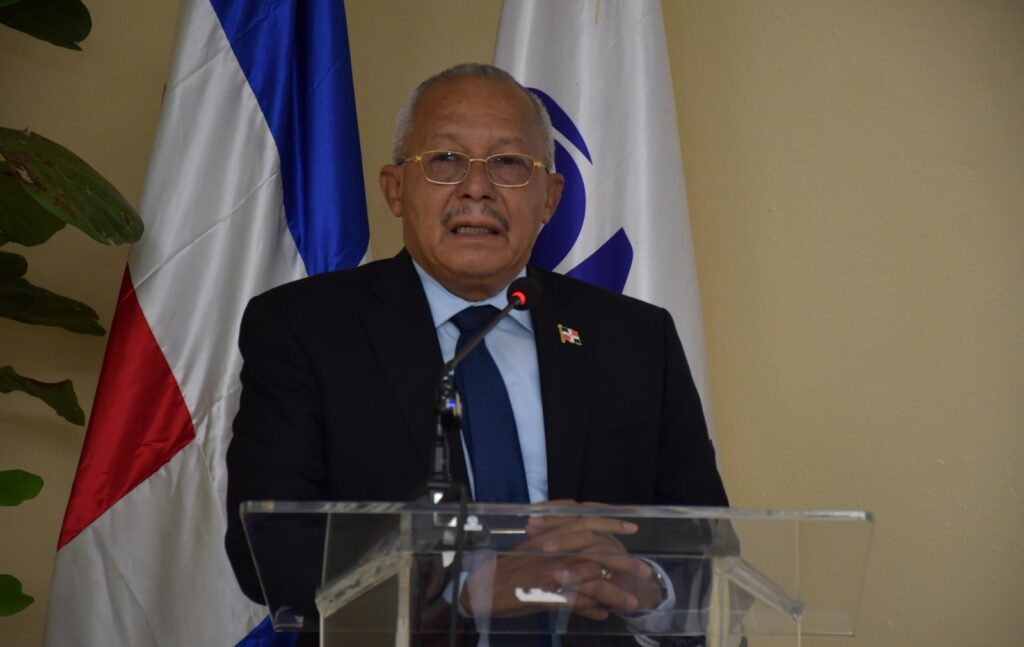 ONAPI concluye la tercera edición del Curso Especializado en Propiedad Industrial para impulsar la innovación