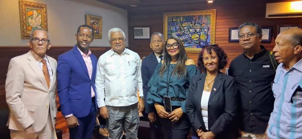 SNTP-SDE destaca solidez tecnológica del Grupo Burgos y acuerda agenda de capacitación para periodistas de ese municipio