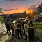 Capturan a “tito” y al “menor” con drogas, una pistola y más 87, 000 unidades de cigarrillos