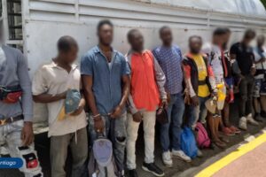 Ejecutan operativos de interdicción migratoria con amplio despliegue de agentes DGM, militar y policial en todo el territorio nacional