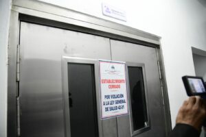 Ministerio de Salud cierra los quirofanos de clínica CLEDIME por incumplimiento a la Ley General de Salud