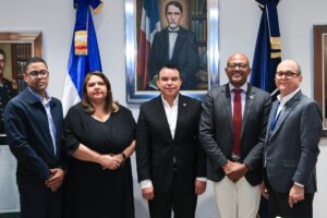 CMD y SNS solo 4 meses logran cifra récord  en nombramientos médicos