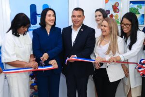 Primera dama y director del SNS inauguran sala de atención en crisis en Hospital Robert Reid Cabral