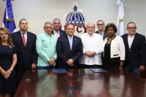 MESCyT renueva acuerdo con CAAM-HP para consolidar calidad y reconocimiento internacional de escuelas de medicina en RD