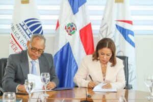 Supérate y FEJUS firman acuerdo para fortalecer acciones en favor de poblaciones vulnerables