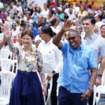 Madre de Barahona sale agraciada con la construcción de una vivienda durante Jornada Nacional de Madres que realiza el Gobierno a través de DASAC