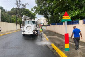 Alcaldía del DN refuerza operativos para mitigar efectos de vaguada y onda tropical