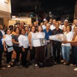 Carolina Mejía ilumina a Villa Francisca y al ensanche La Fe con la instalación de 1090 luminarias LED