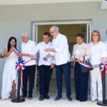 Presidente Luis Abinader y director del SNS entregan remozado y ampliado el Hospital Municipal de Cevicos