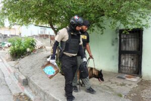 Apresan 20 personas y ocupan más de 9,000 gramos de drogas en operaciones contra el microtráfico