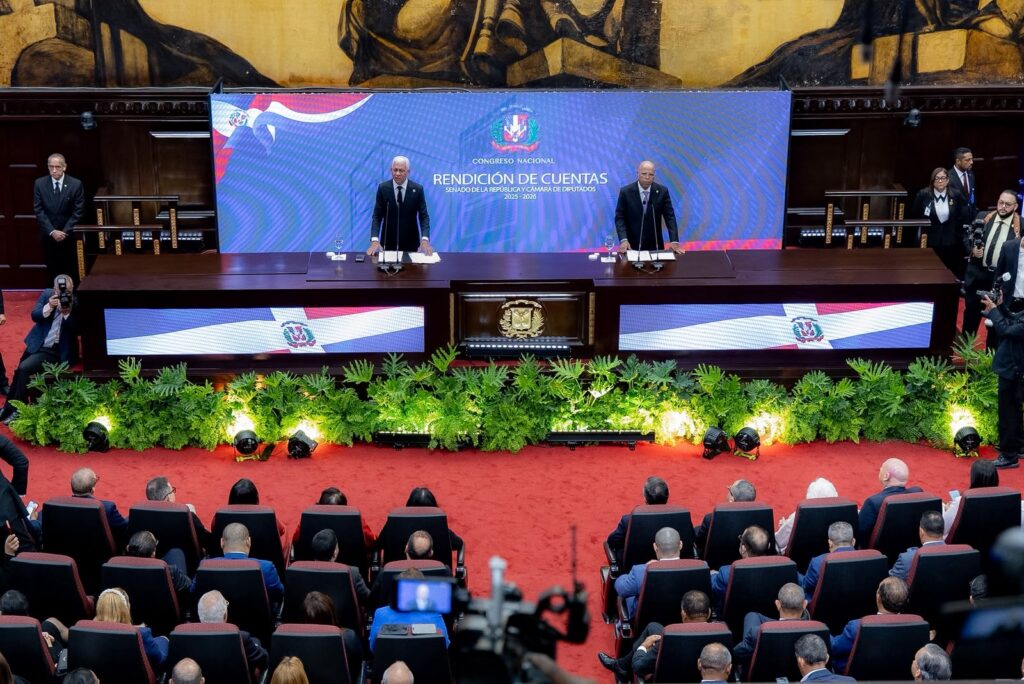 Ricardo de los Santos presenta balance de gestión con 416 iniciativas aprobadas y avances históricos en el Senado