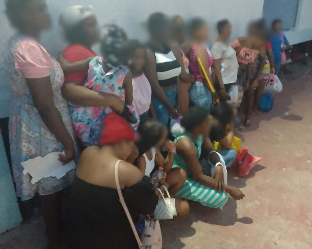 DGM detiene a 87 haitianos indocumentados en Santiago, 46 fueron entregados por agentes policiales
