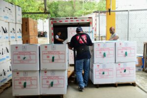 Ministerio de Salud recibe más de 300 mil dosis de vacuna hexavalente y 50 mil tetravalente acelular para fortalecer el esquema nacional de inmunización