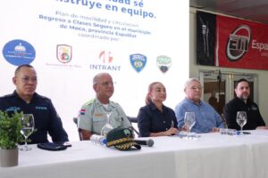 DIGESETT promueve la educación y seguridad vial en Moca con actividad por el regreso a clases