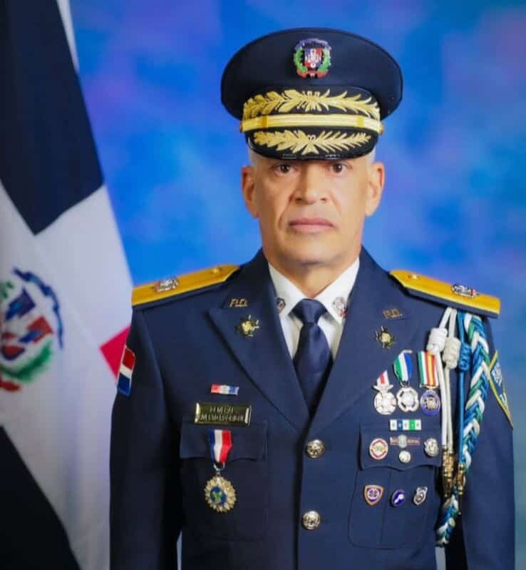 Presidente Abinader designa a Ernesto Rodríguez García como nuevo director de la Policía Nacional