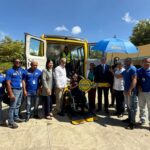 TRAE entrega autobús con rampa para fortalecer el transporte estudiantil inclusivo en Santiago