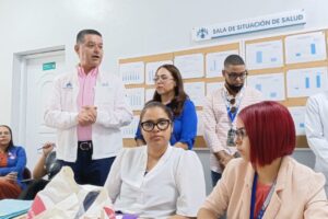 Salud Pública mantiene desplegados cinco equipos especializados para fortalecer atención materna y neonatal en hospitales